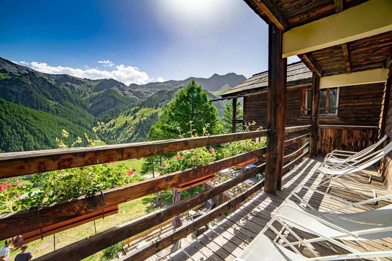 Le Grand Tetras Otel Saint-Vérand Dış mekan fotoğraf