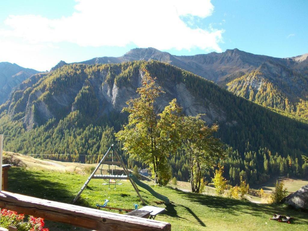 Le Grand Tetras Otel Saint-Vérand Dış mekan fotoğraf